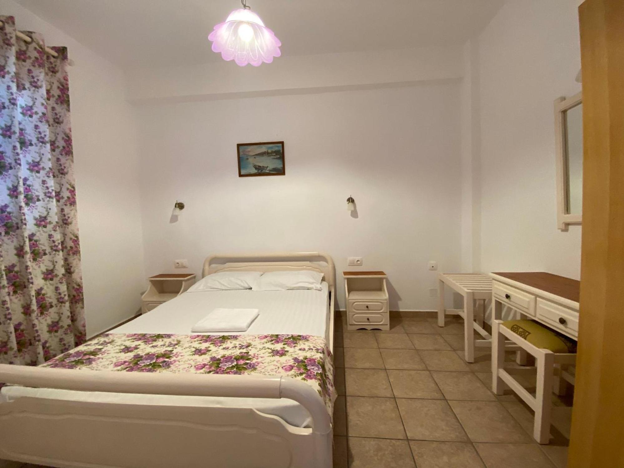 Nostos Hotel Patitiri  Ngoại thất bức ảnh
